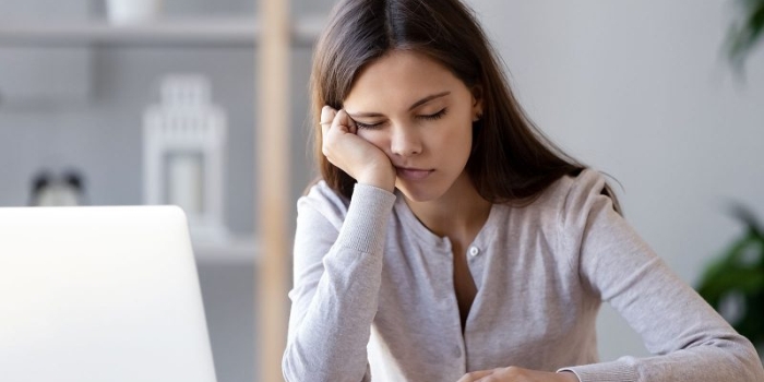 একঘেয়ে লাগে কেন