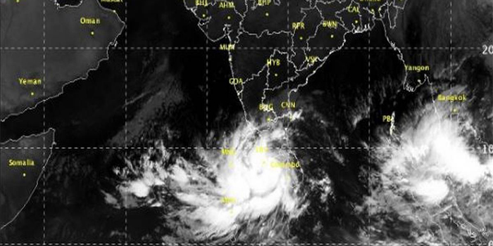 ঘূর্ণিঝড় সংক্রান্ত সতর্কবার্তা জানানো হয় কিভাবে