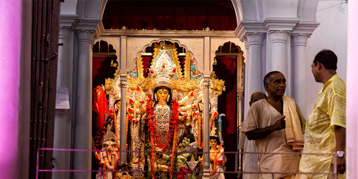 ছাতুবাবু লাটুবাবুদের পুজো